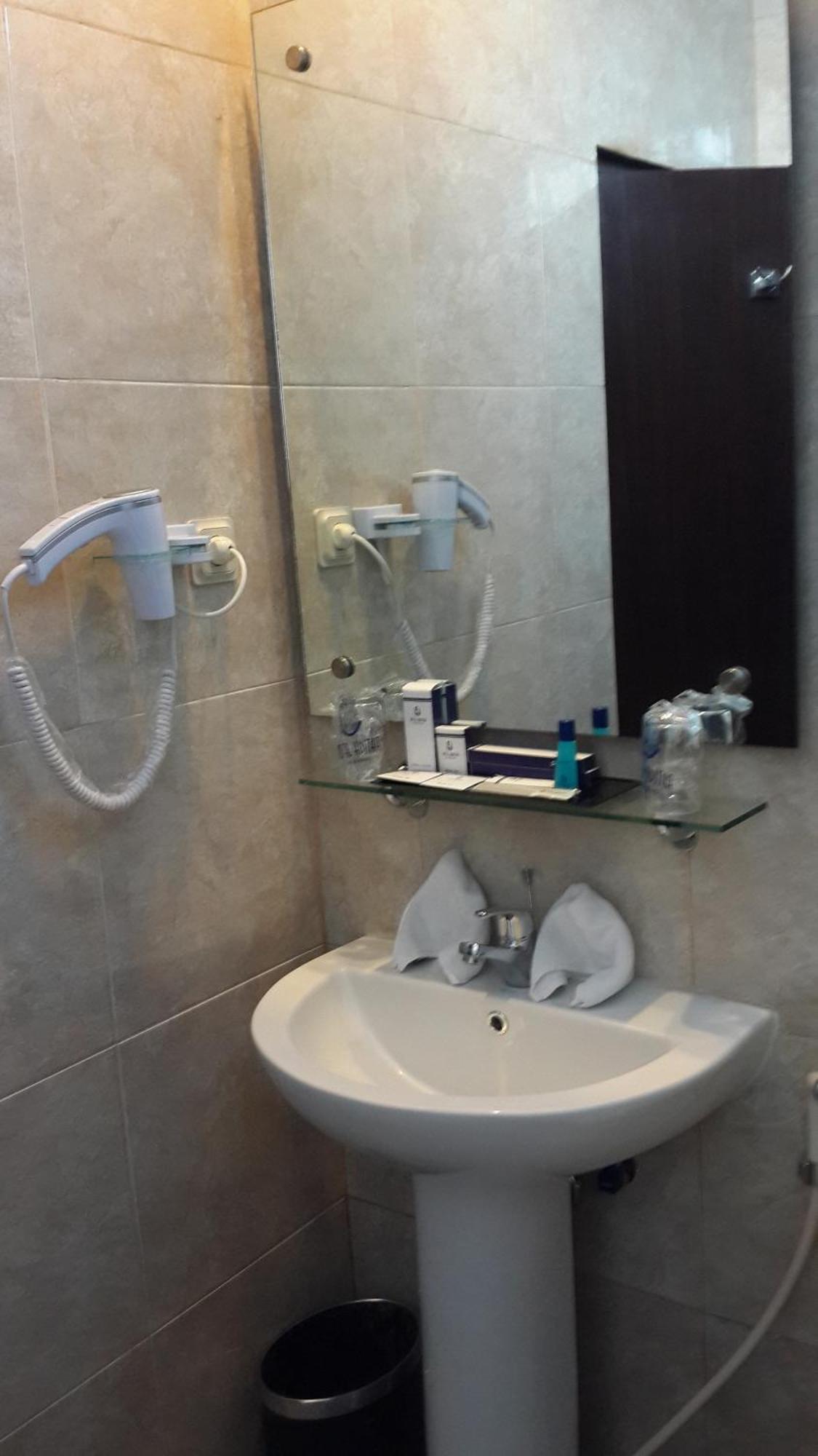 בנג'ארמאסין Hotel Roditha Banjarbaru חדר תמונה