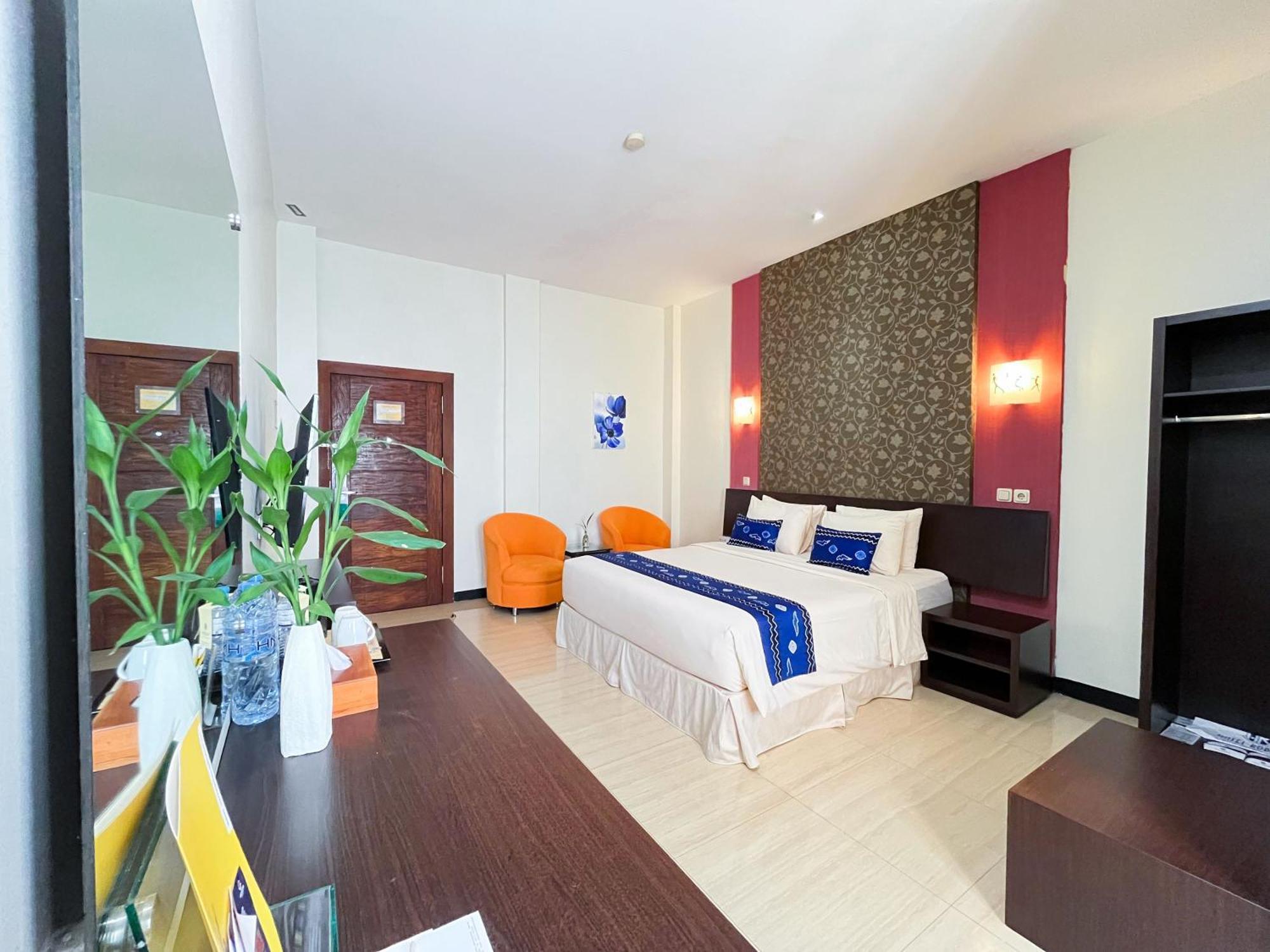 בנג'ארמאסין Hotel Roditha Banjarbaru מראה חיצוני תמונה
