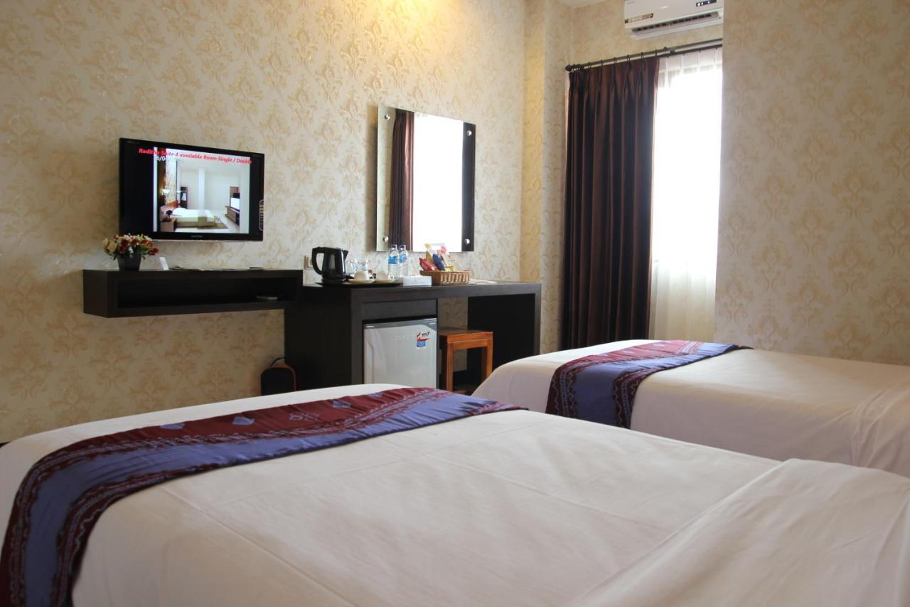 בנג'ארמאסין Hotel Roditha Banjarbaru מראה חיצוני תמונה